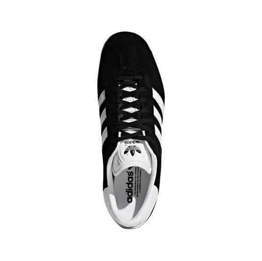 Adidas Gazelle Core Black – Draufsicht der Retro-Unisex-Sneaker aus Nubukleder mit Gummisohle und weißen Streifen