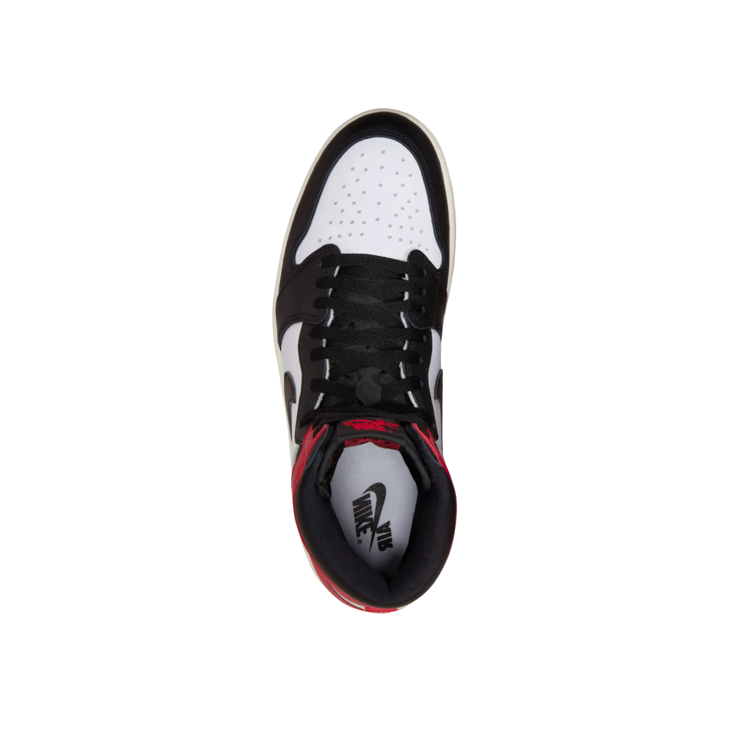 Jordan 1 High OG Black Toe Reimagined – Oberansicht Air Jordan 1 mit schwarzer Schnürung, gepolstertem Schaft und Nike Air Logo