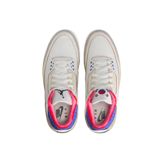 Jordan 3 Retro Seoul 2.0 – Oberansicht beider Schuhe mit Jumpman-Logo rechts und koreanischer Flagge links auf den Zungen