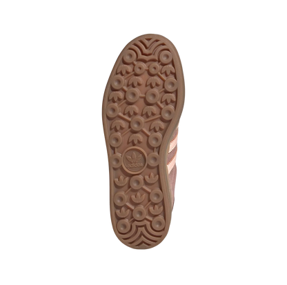 Adidas Gazelle Bold Clay – Sohlenansicht der Retro-Damen-Plateausneaker aus Wildleder mit transparenter Plateausohle aus Gummi