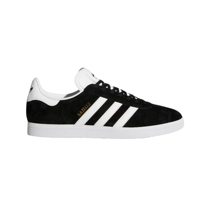 Adidas Gazelle Core Black – Seitenansicht der Retro-Unisex-Sneaker aus Nubukleder mit Gummisohle und weißen Streifen