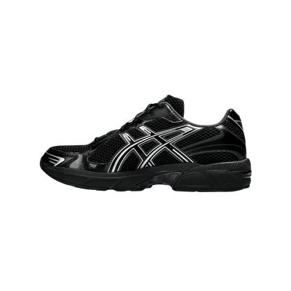 ASICS GEL 1130 Black & Pure Silver – Gegenansicht der Retro-Tech Sneaker in schwarzem Mesh mit Pure Silver Details und sichtbarer GEL-Dämpfung