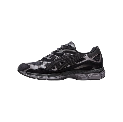 ASICS GEL NYC Graphite Grey Black – Innenseite des Retro-Performance-Sneakers mit grafischen Details und GEL™-Dämpfung