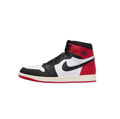 Jordan 1 High OG Black Toe Reimagined – Innenseite Retro-Sneaker aus Leder mit Air Jordan Logo und gealtertem Sail-Finish